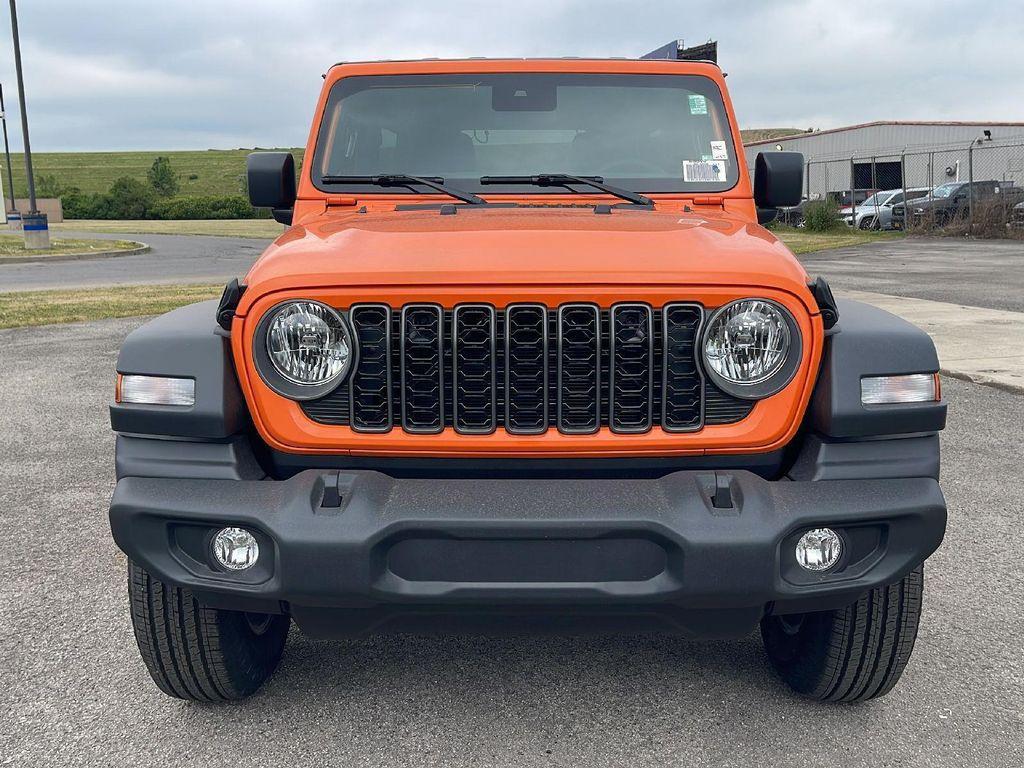 new 2025 Jeep Wrangler car, priced at $47,875