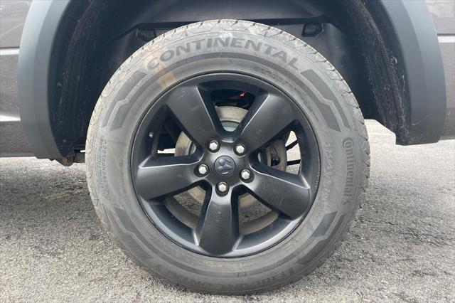used 2019 Ram 1500 Classic car, priced at $27,500