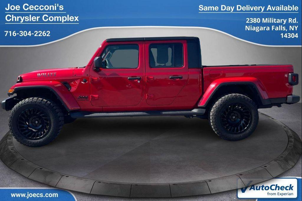 used 2021 Jeep Gladiator car, priced at $30,000
