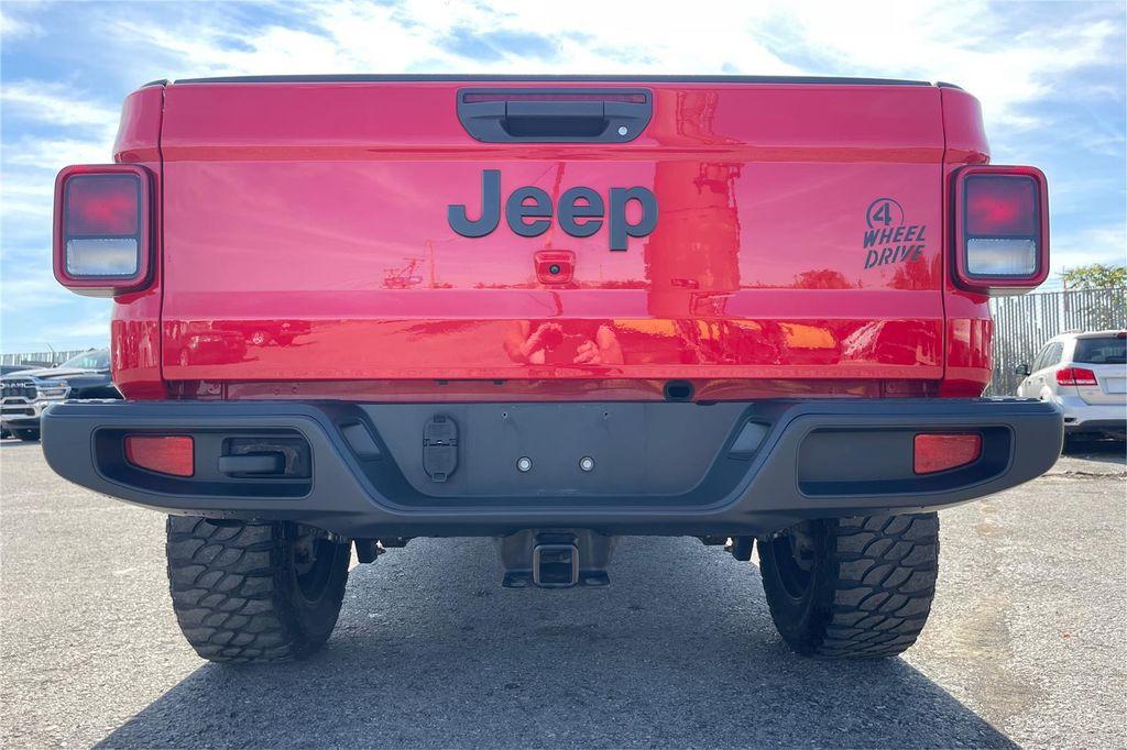 used 2021 Jeep Gladiator car, priced at $30,000
