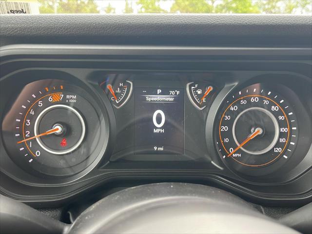 new 2025 Jeep Wrangler car, priced at $45,716