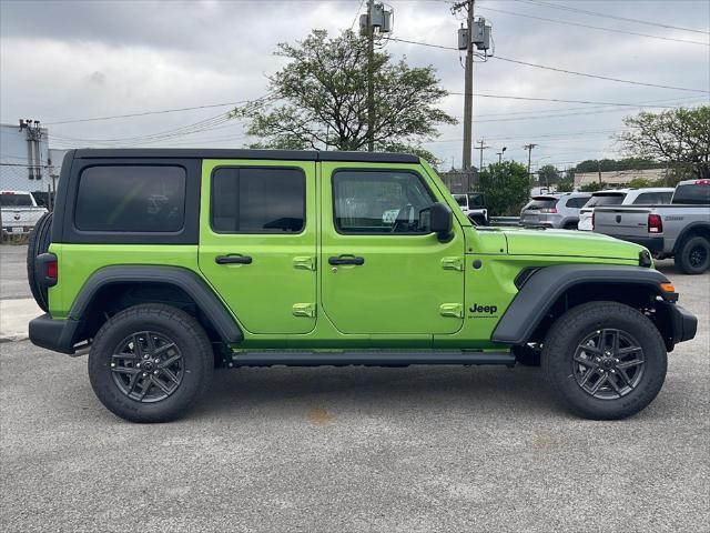 new 2025 Jeep Wrangler car, priced at $45,716