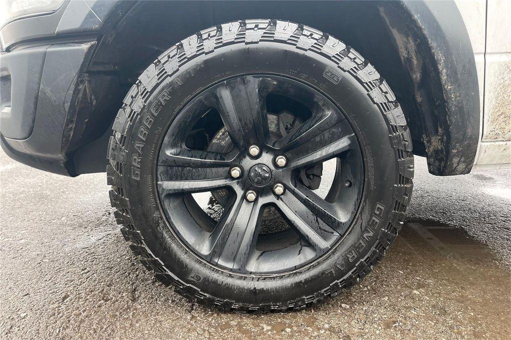 used 2021 Ram 1500 Classic car, priced at $29,000