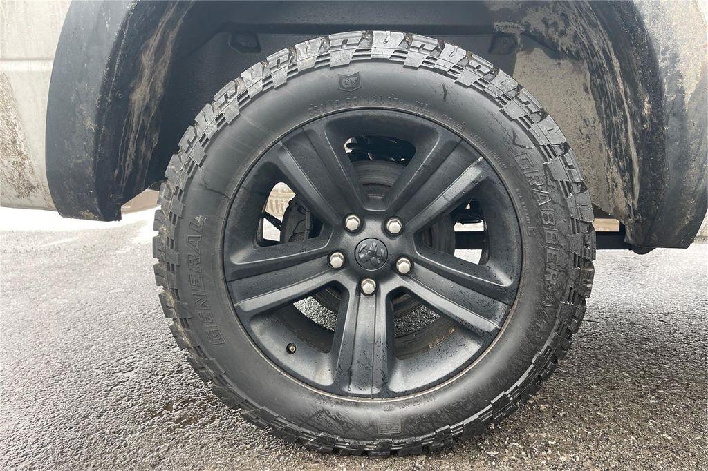 used 2021 Ram 1500 Classic car, priced at $29,000