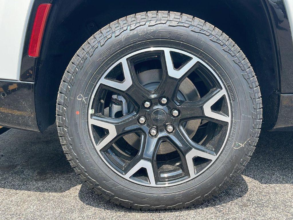 new 2025 Jeep Wagoneer car, priced at $71,835