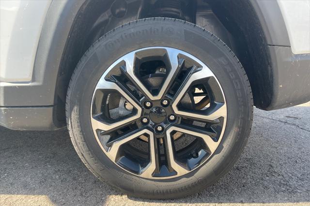 used 2022 Jeep Compass car, priced at $24,000