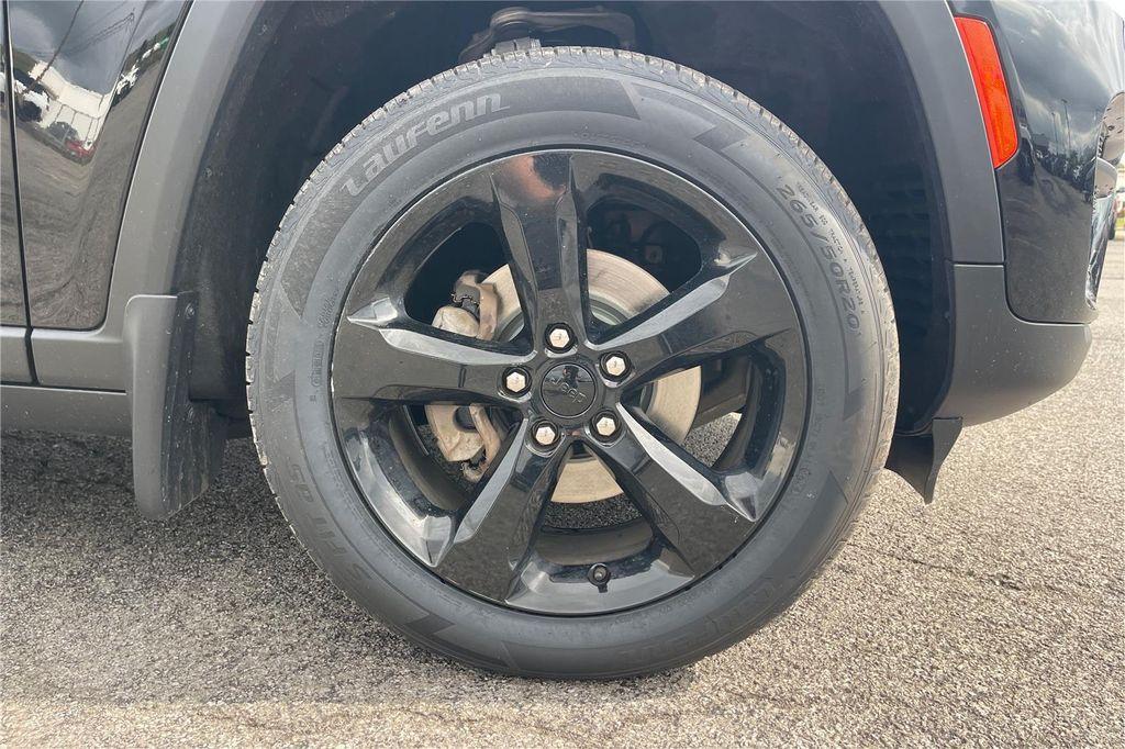 used 2023 Jeep Grand Cherokee car, priced at $34,500