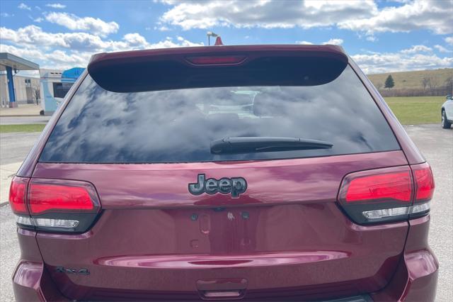 used 2022 Jeep Grand Cherokee car, priced at $31,000