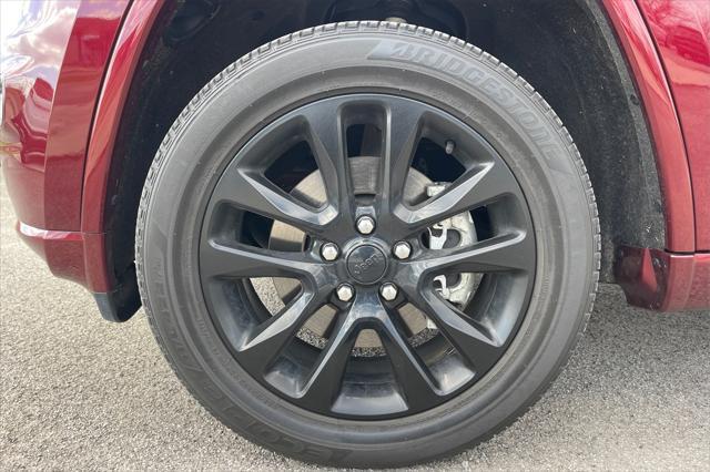 used 2022 Jeep Grand Cherokee car, priced at $31,000