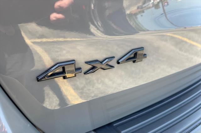 used 2022 Jeep Grand Cherokee car, priced at $28,500