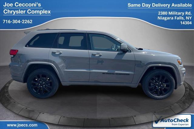 used 2022 Jeep Grand Cherokee car, priced at $28,500