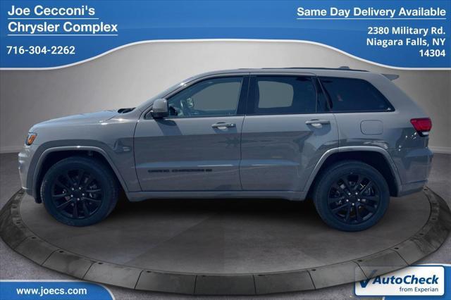 used 2022 Jeep Grand Cherokee car, priced at $28,500