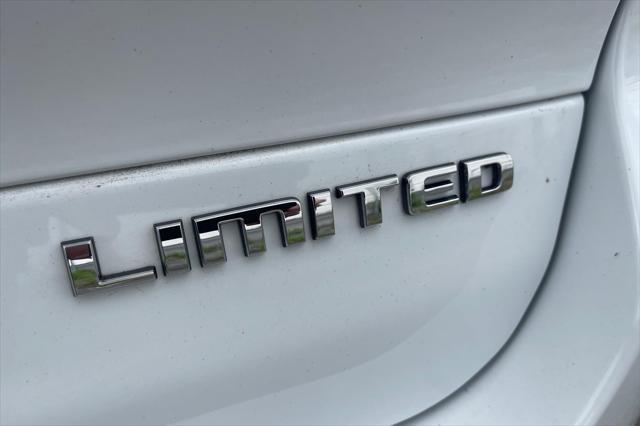used 2022 Jeep Grand Cherokee L car, priced at $33,500