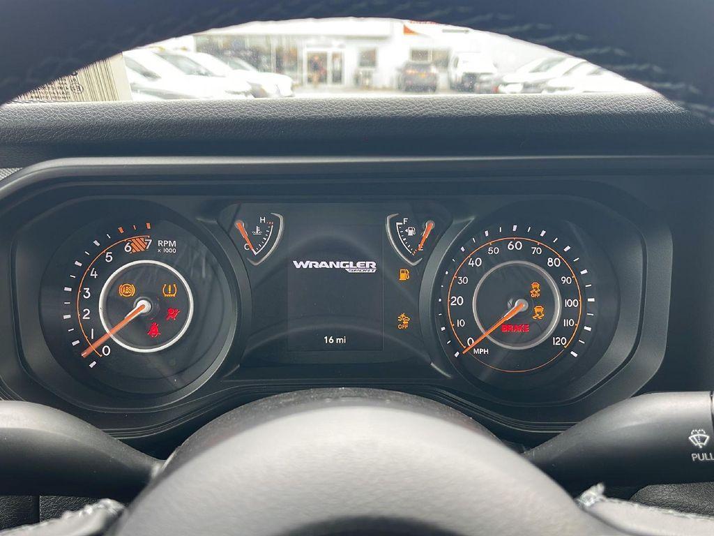 new 2025 Jeep Wrangler car, priced at $39,055