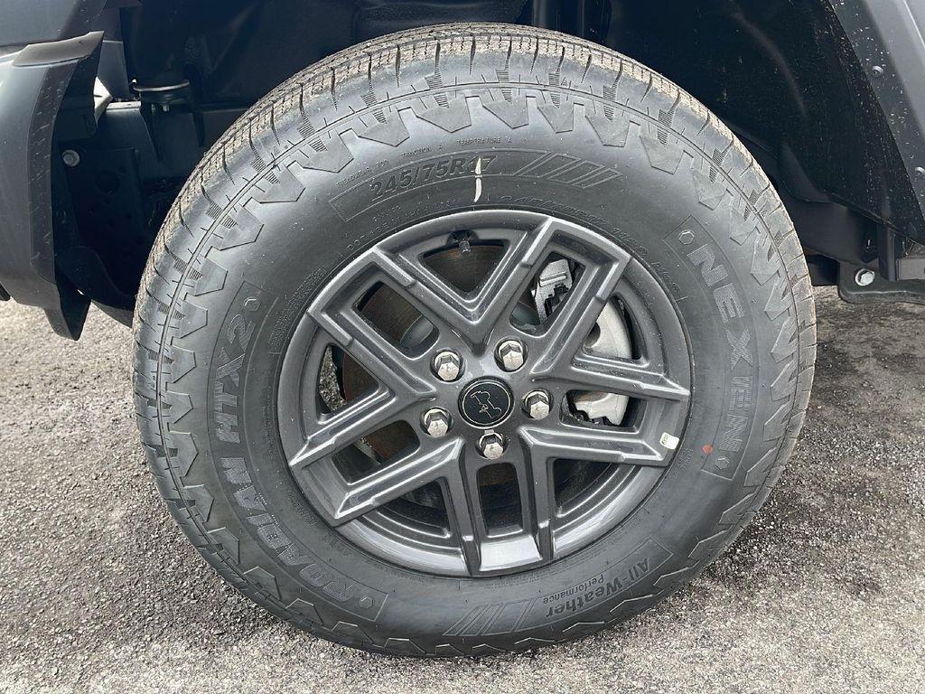 new 2025 Jeep Wrangler car, priced at $39,055