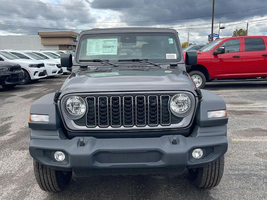 new 2025 Jeep Wrangler car, priced at $39,055