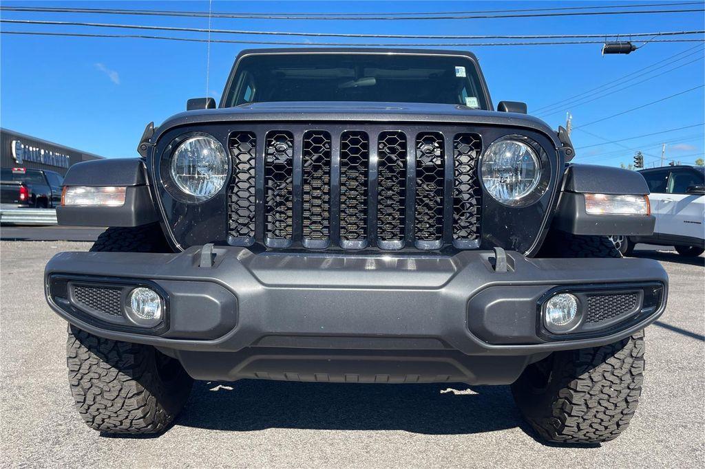 used 2022 Jeep Gladiator car, priced at $32,500