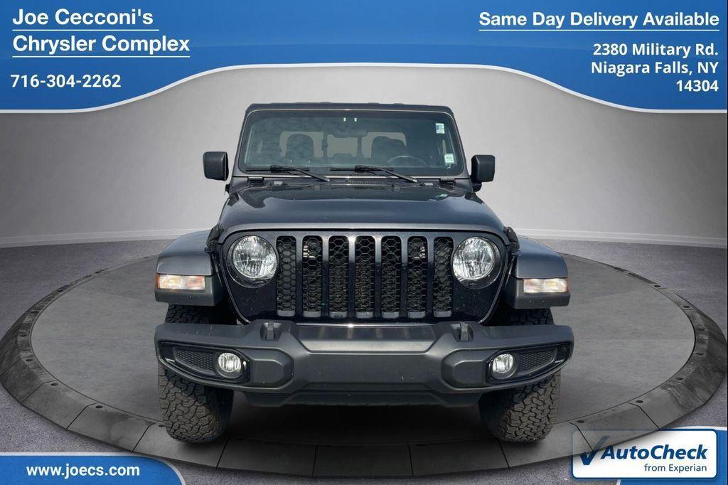 used 2022 Jeep Gladiator car, priced at $32,500