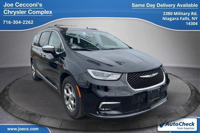 used 2023 Chrysler Pacifica car, priced at $32,000