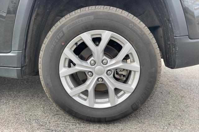 used 2023 Jeep Grand Cherokee car, priced at $35,500