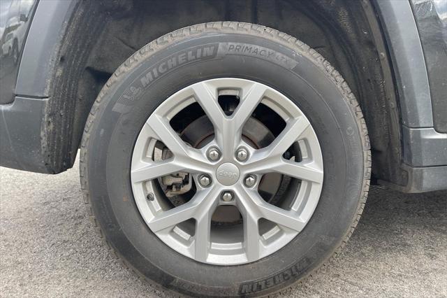 used 2023 Jeep Grand Cherokee car, priced at $35,500
