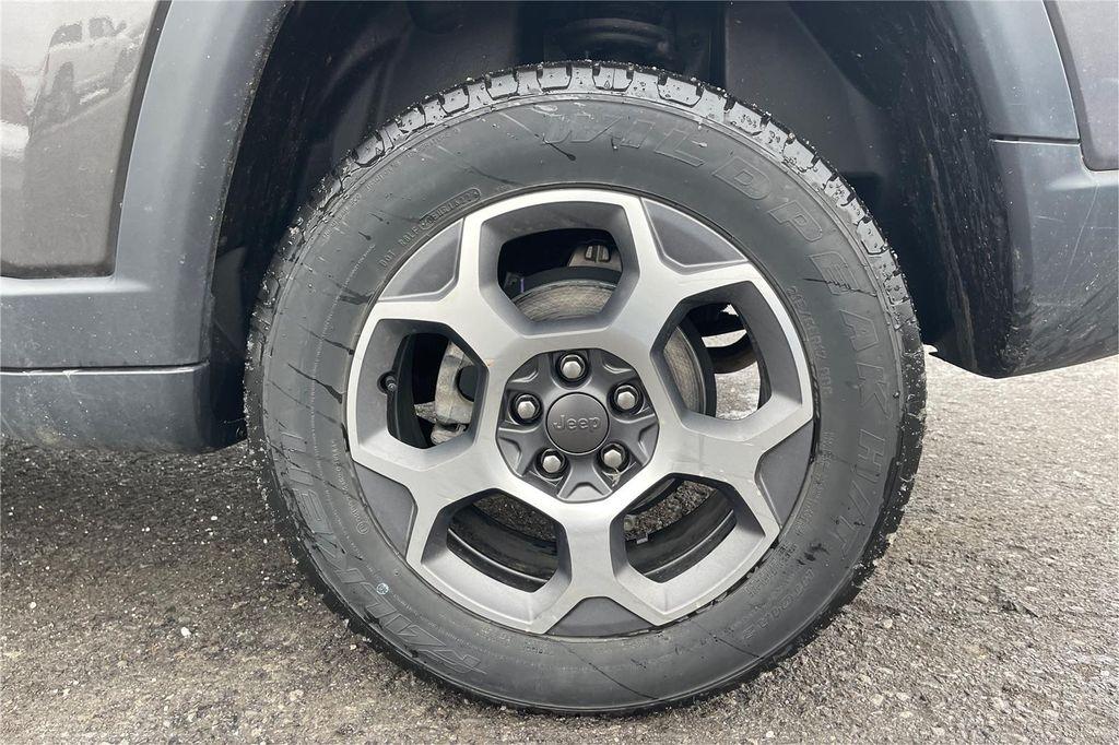 used 2022 Jeep Compass car, priced at $25,000