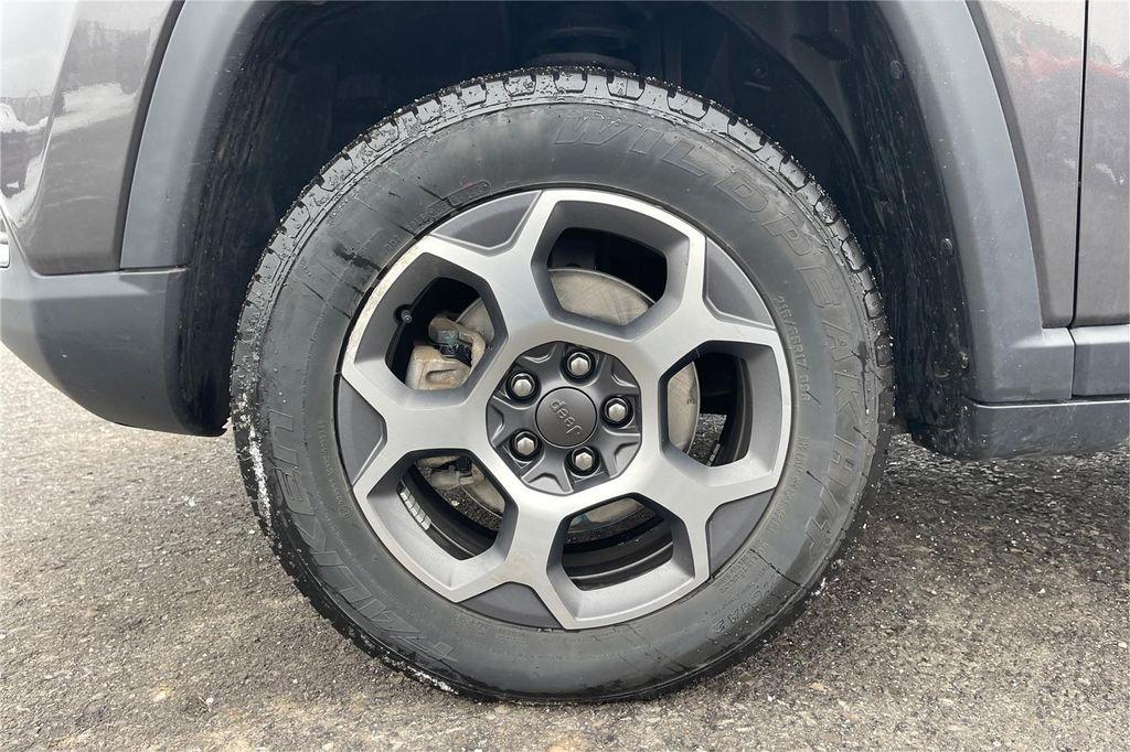 used 2022 Jeep Compass car, priced at $25,000