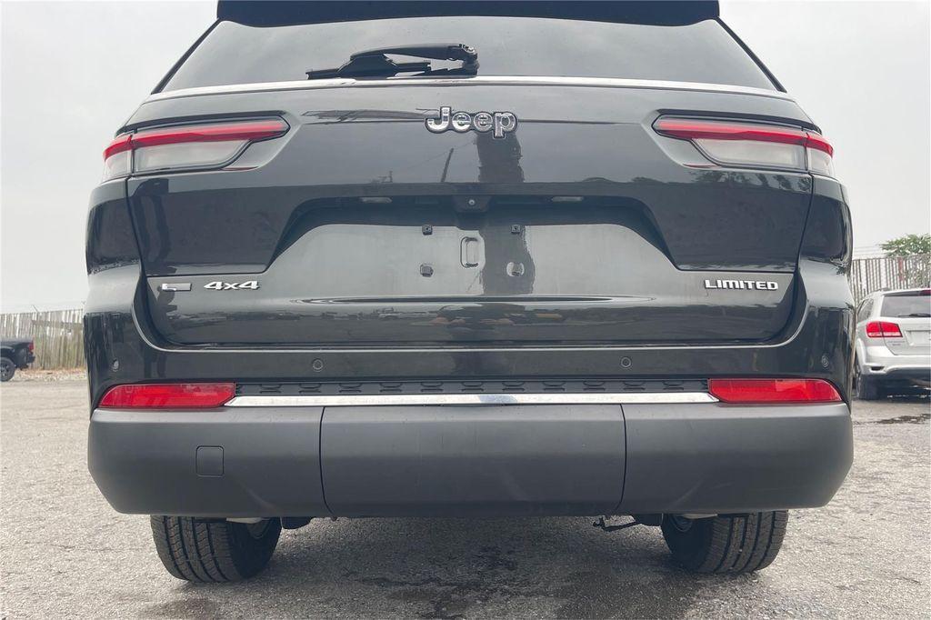 used 2022 Jeep Grand Cherokee L car, priced at $33,500