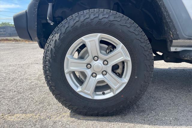 used 2020 Jeep Wrangler Unlimited car, priced at $28,000