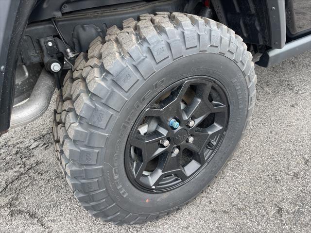 new 2023 Jeep Gladiator car, priced at $66,105