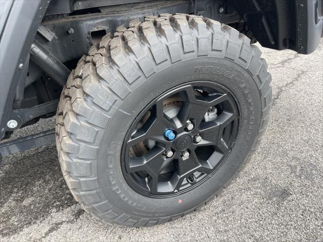 new 2023 Jeep Gladiator car, priced at $66,105