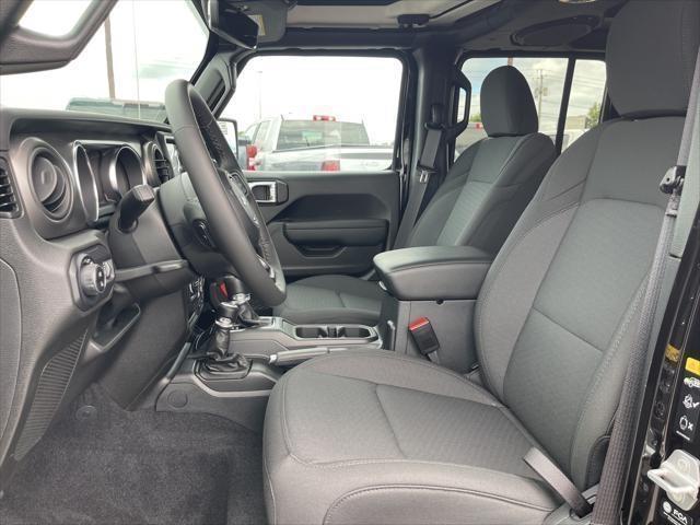 new 2023 Jeep Gladiator car, priced at $66,105