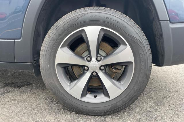 used 2020 Jeep Cherokee car, priced at $21,500