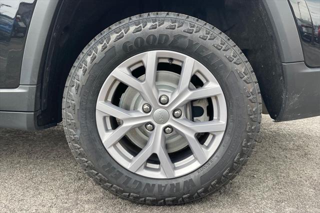 used 2022 Jeep Grand Cherokee L car, priced at $31,500