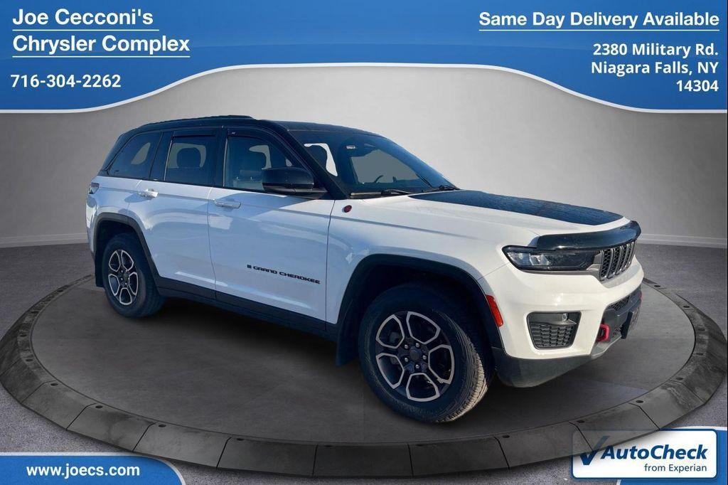 used 2022 Jeep Grand Cherokee car, priced at $35,500