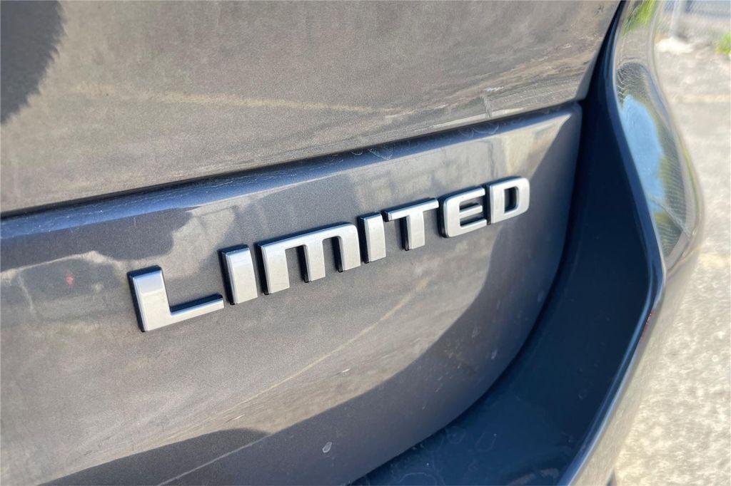 used 2024 Jeep Grand Cherokee L car, priced at $37,000