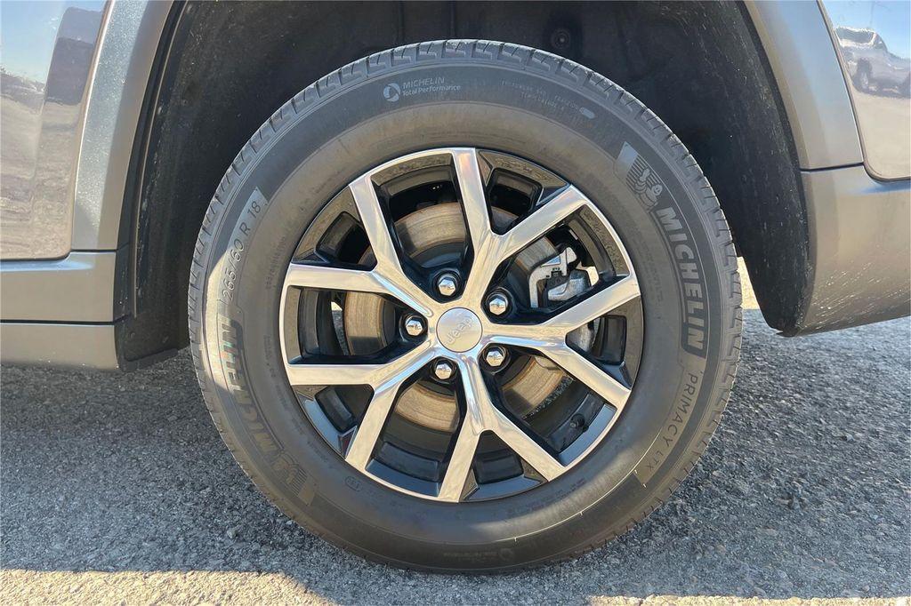 used 2024 Jeep Grand Cherokee L car, priced at $37,000