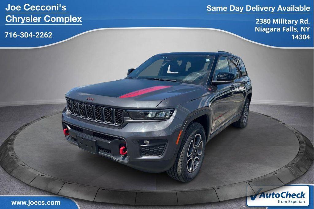 used 2022 Jeep Grand Cherokee car, priced at $35,500