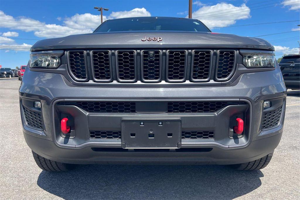 used 2022 Jeep Grand Cherokee car, priced at $35,500