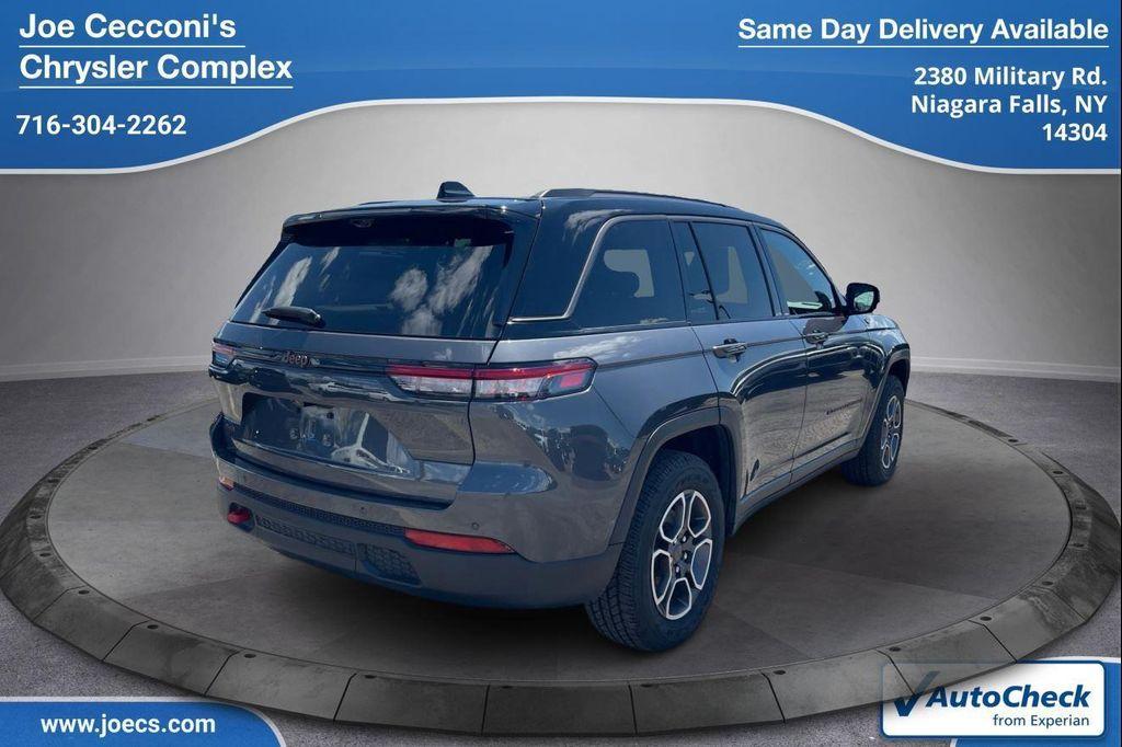 used 2022 Jeep Grand Cherokee car, priced at $35,500
