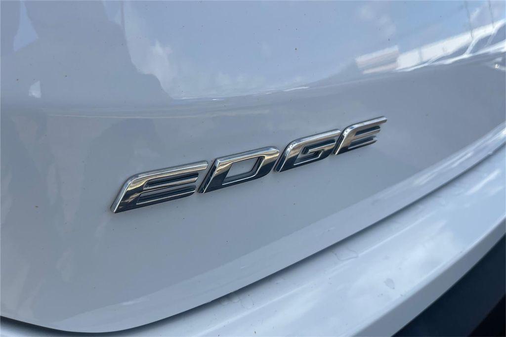 used 2020 Ford Edge car, priced at $20,000
