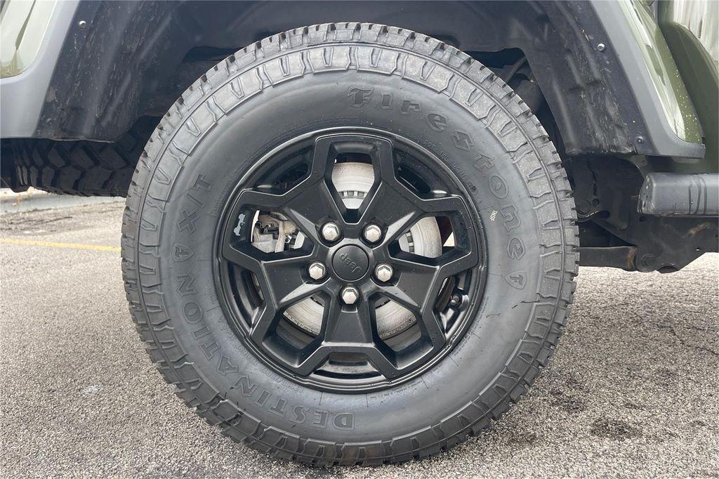used 2022 Jeep Gladiator car, priced at $29,500