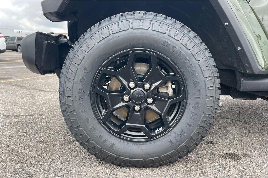 used 2022 Jeep Gladiator car, priced at $29,500