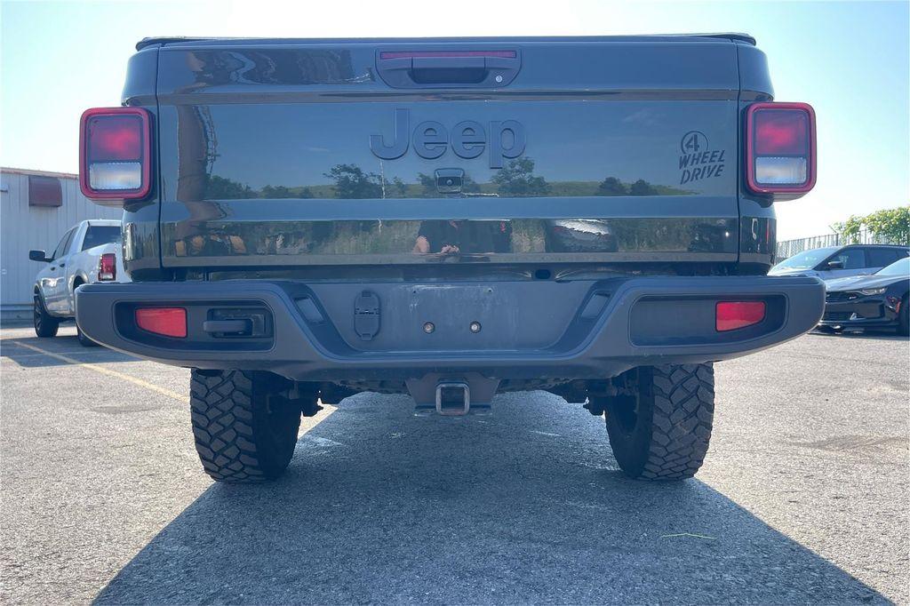 used 2022 Jeep Gladiator car, priced at $30,000