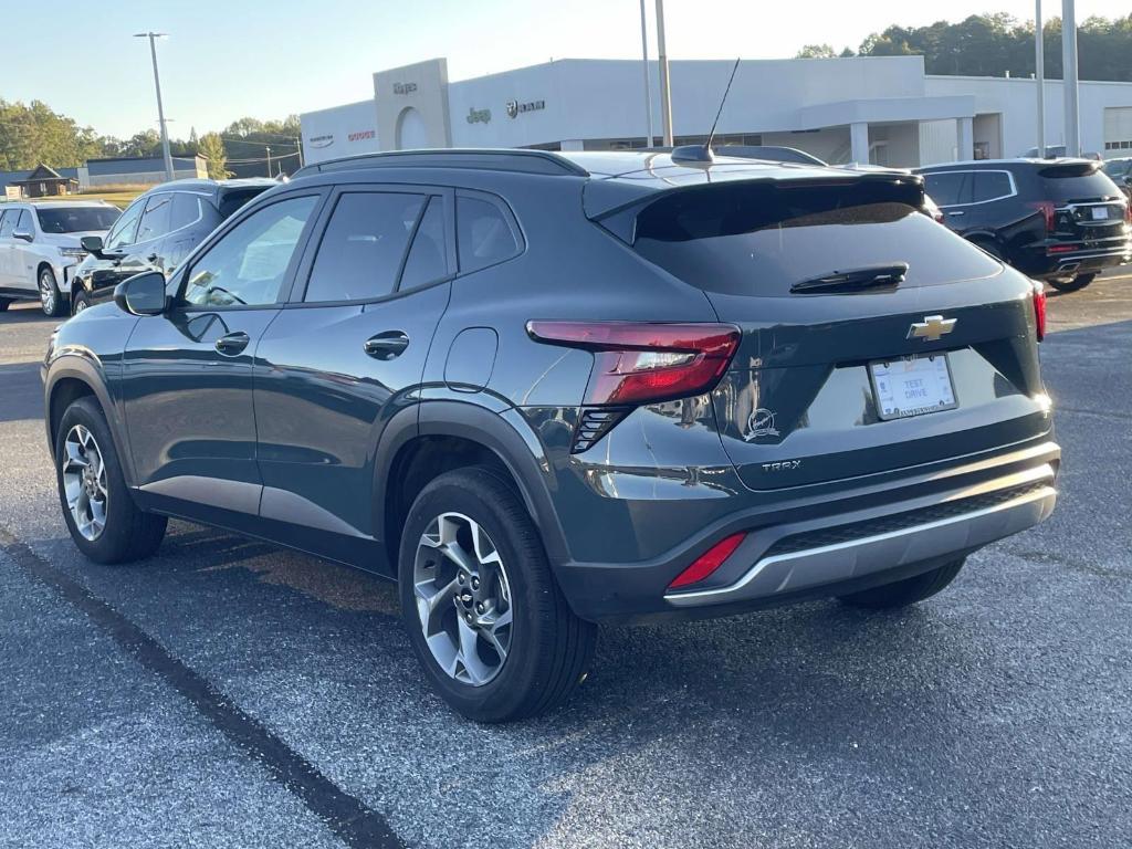 used 2025 Chevrolet Trax car, priced at $20,990