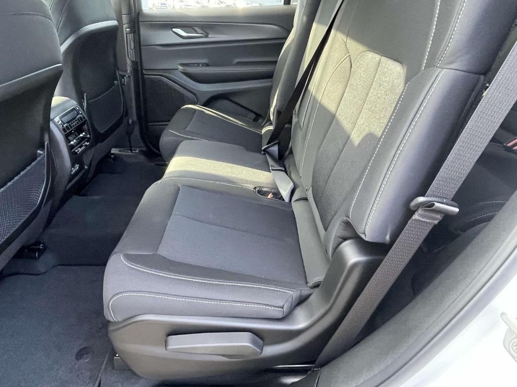 new 2025 Jeep Grand Cherokee L car, priced at $37,478