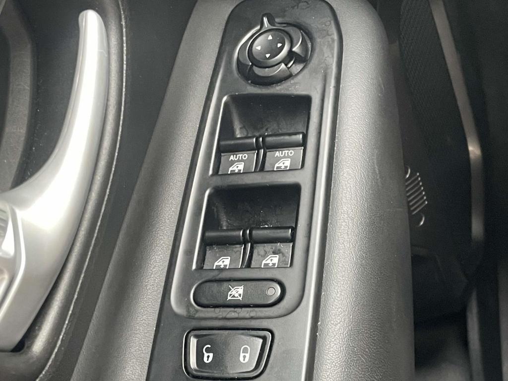 used 2023 Jeep Renegade car, priced at $18,998
