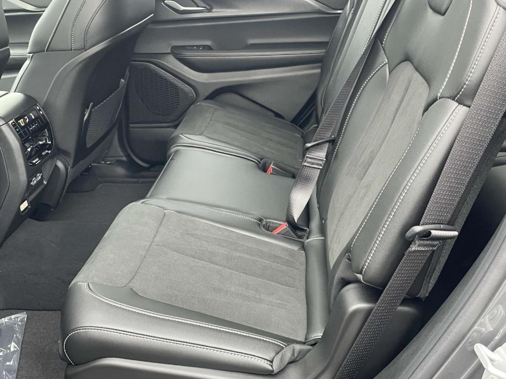 new 2025 Jeep Grand Cherokee L car, priced at $45,823