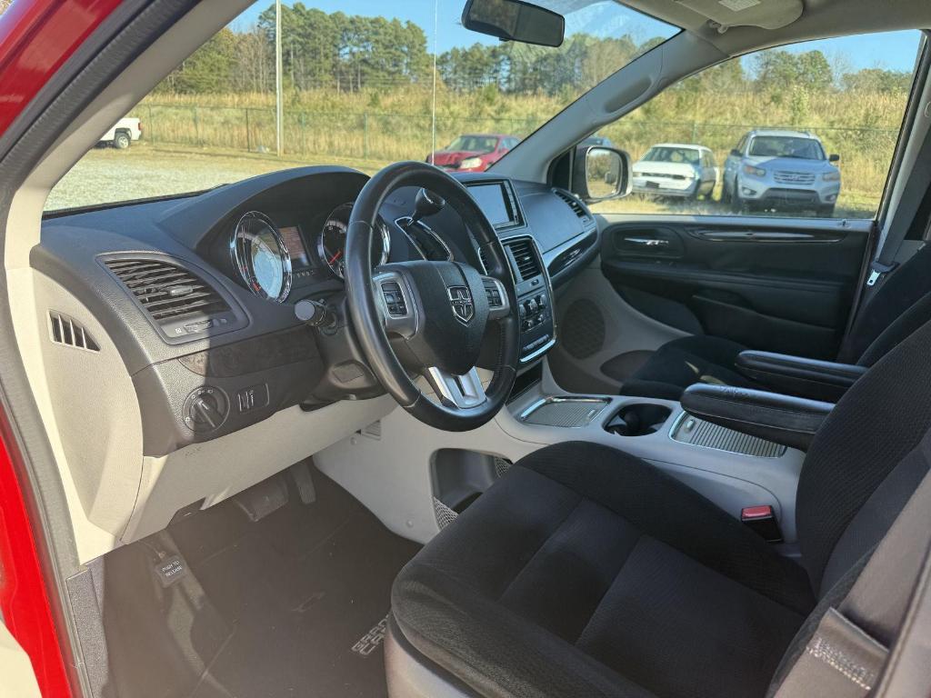 used 2016 Dodge Grand Caravan car, priced at $8,888