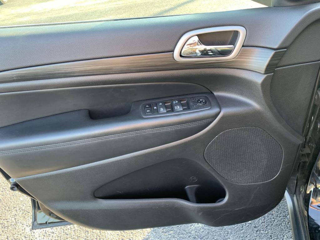 used 2021 Jeep Grand Cherokee car, priced at $20,444